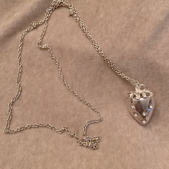 ✅Silver plated finish strawberry pendant w/ CZ stones, long chain necklace - Picture 1 of 4